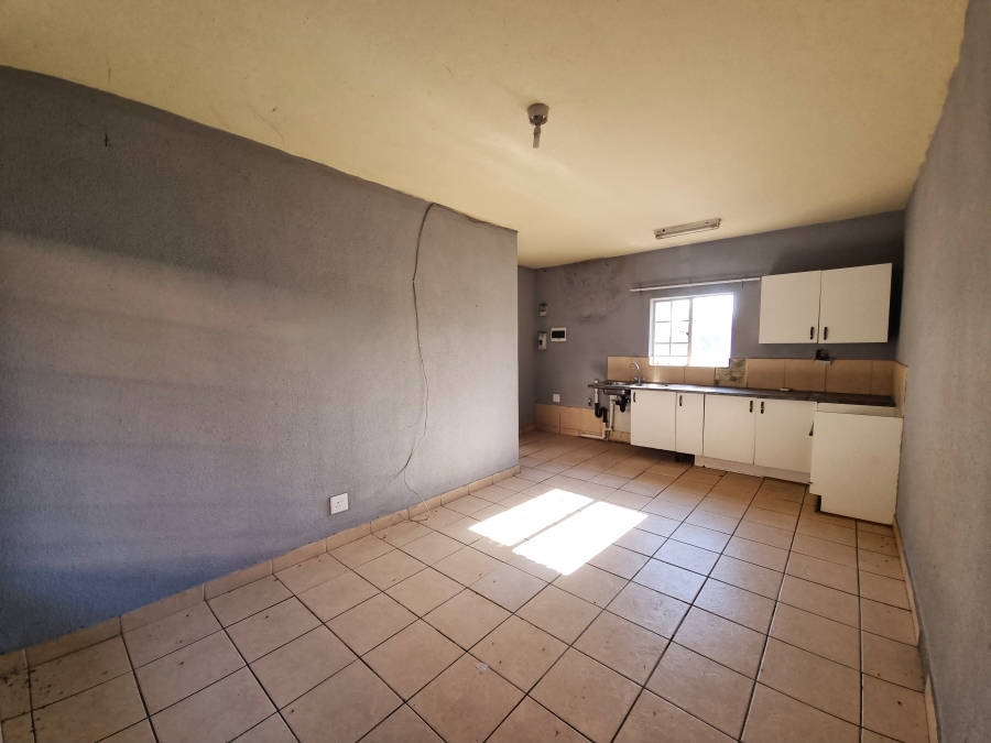 1 Bedroom Property for Sale in Lower Bo-dorp North West